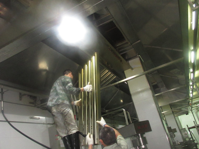 食品廠煙罩清洗.jpg 食品廠煙罩清洗.jpg